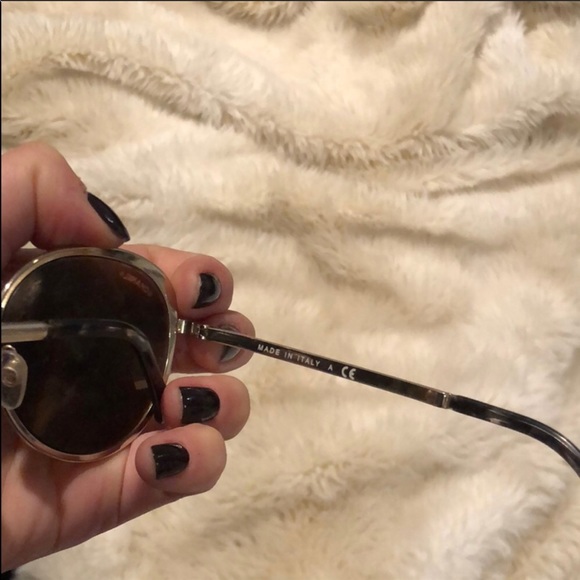 Chanel sunglasses - Picture 2 of 6